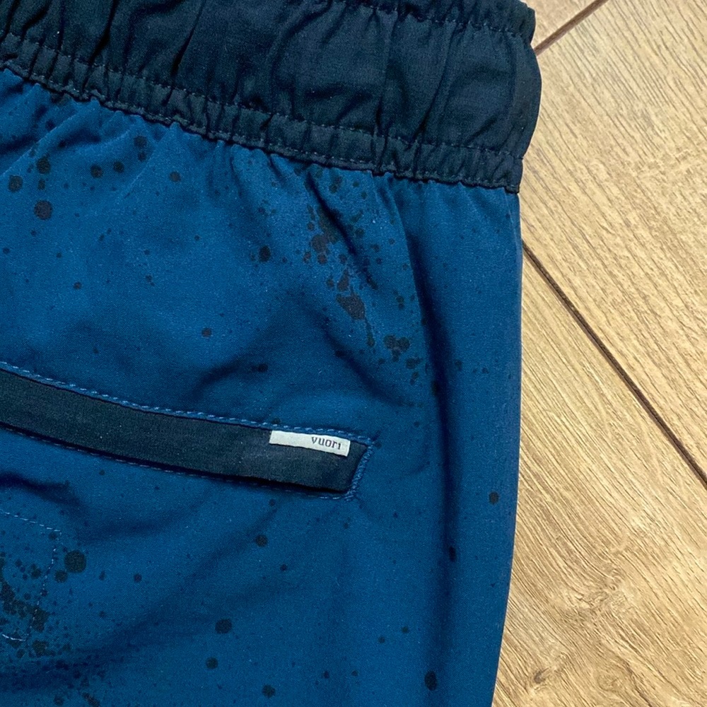 Vuori Banks Short 5" Athletic Shorts - Picture 6 of 7